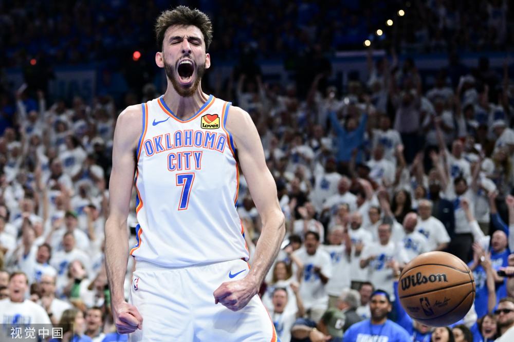 年轻才俊的 年轻才俊的